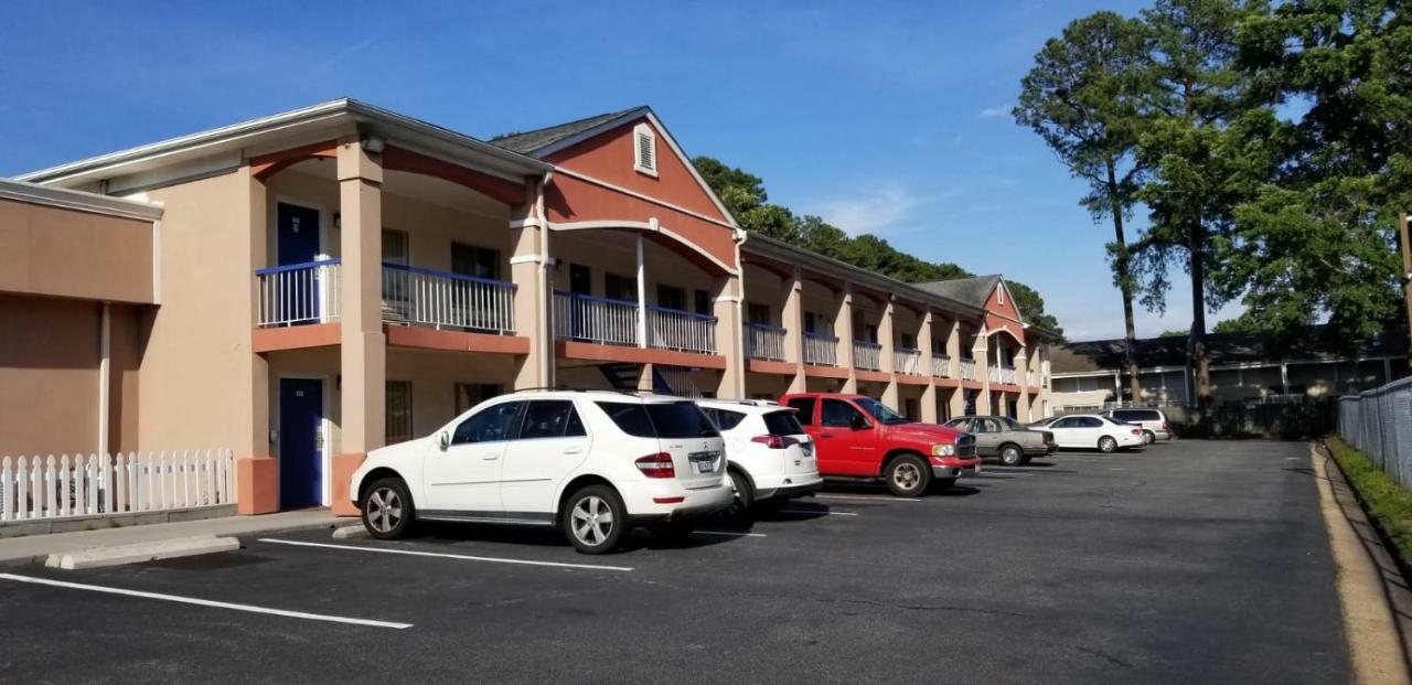 Budget Lodge Newport News Exteriör bild