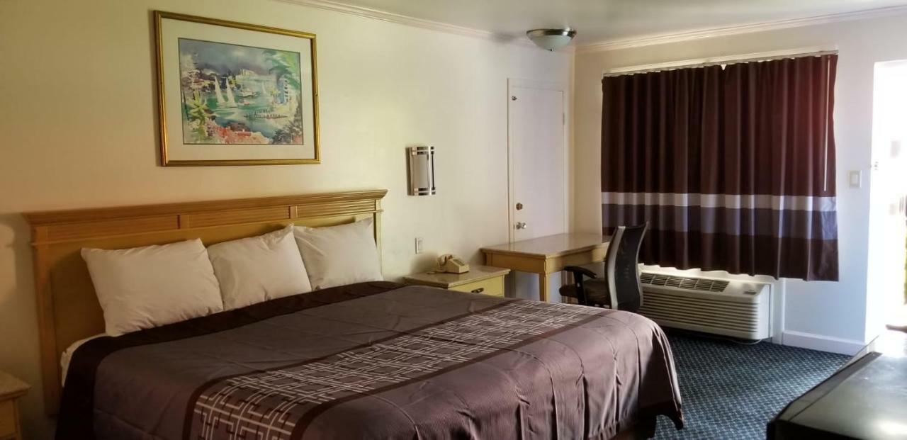 Budget Lodge Newport News Exteriör bild
